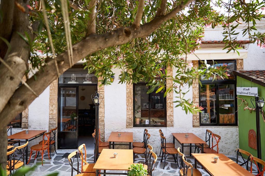 Archodiko Toliadi Boutique Apartments And Suites Ouranoupoli Exterior photo